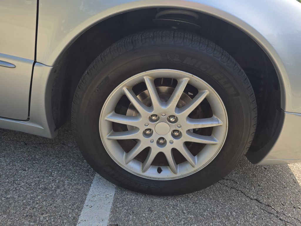 2003 Chrysler 300M Image 34