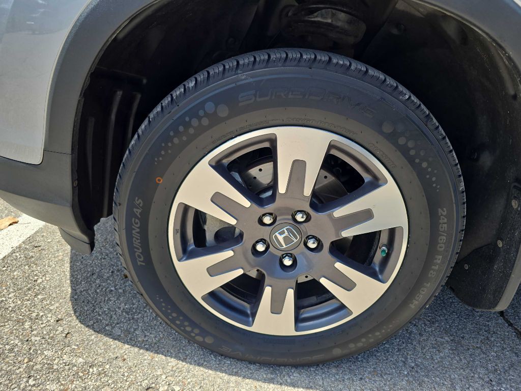 2017 Honda Ridgeline Image 33
