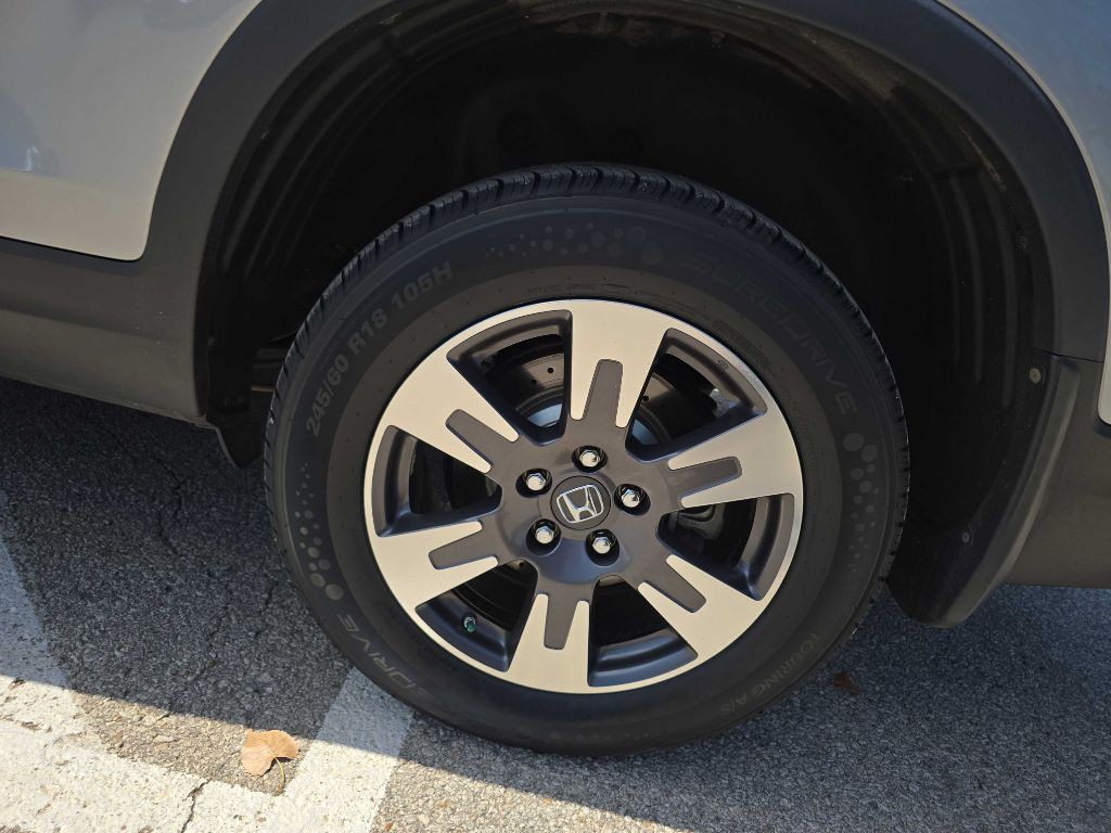 2017 Honda Ridgeline Image 31