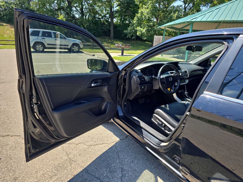 2014 Honda Accord Image 9