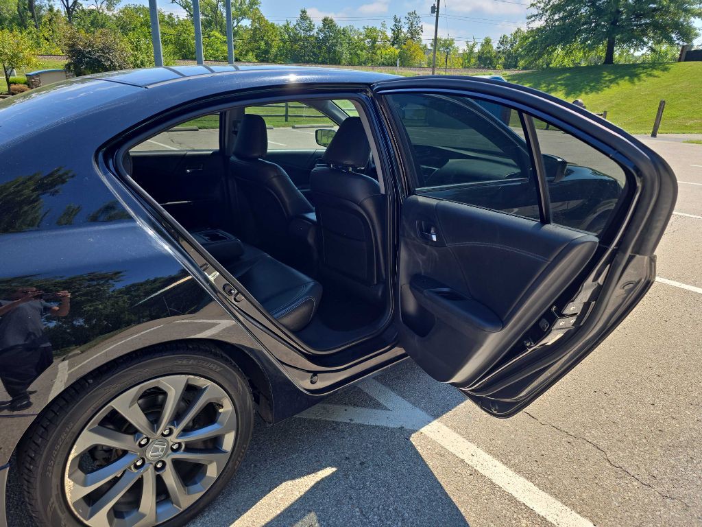 2014 Honda Accord Image 26