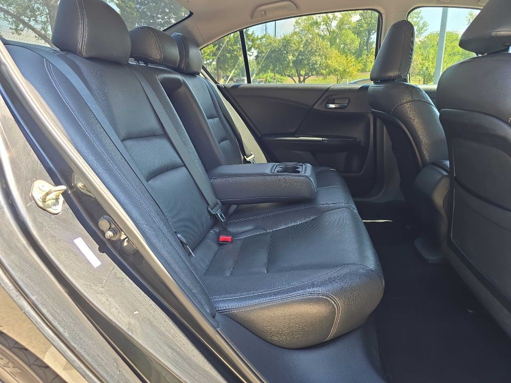2014 Honda Accord Image 28