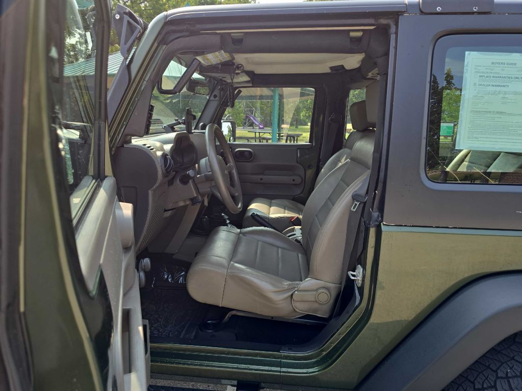 2009 Jeep Wrangler Image 11