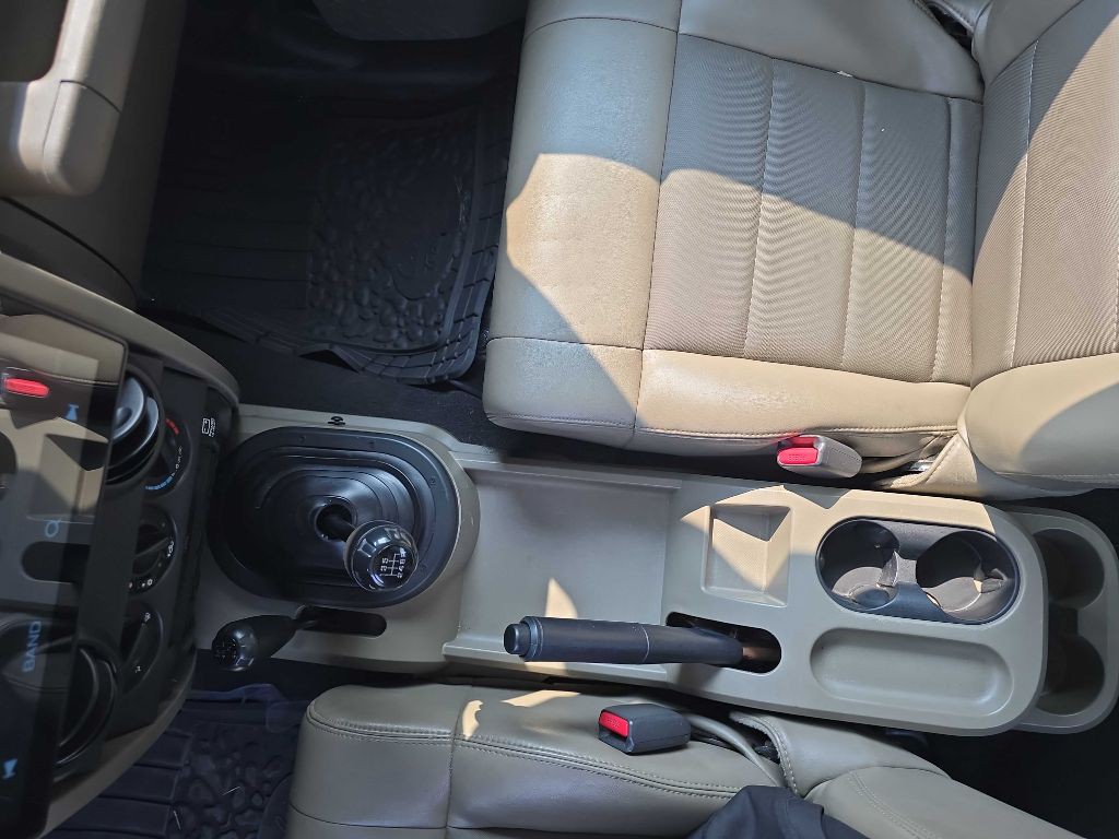 2009 Jeep Wrangler Image 18