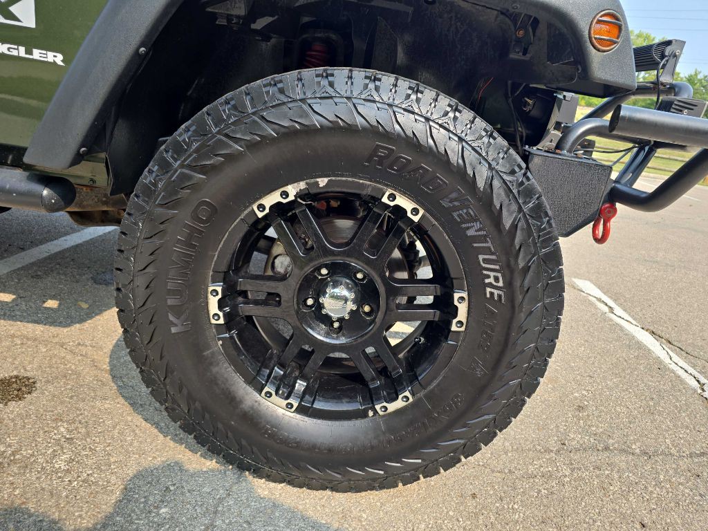 2009 Jeep Wrangler Image 32