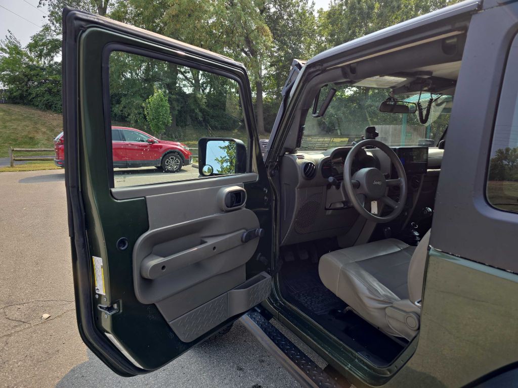 2009 Jeep Wrangler Image 10