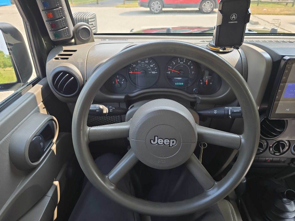 2009 Jeep Wrangler Image 16