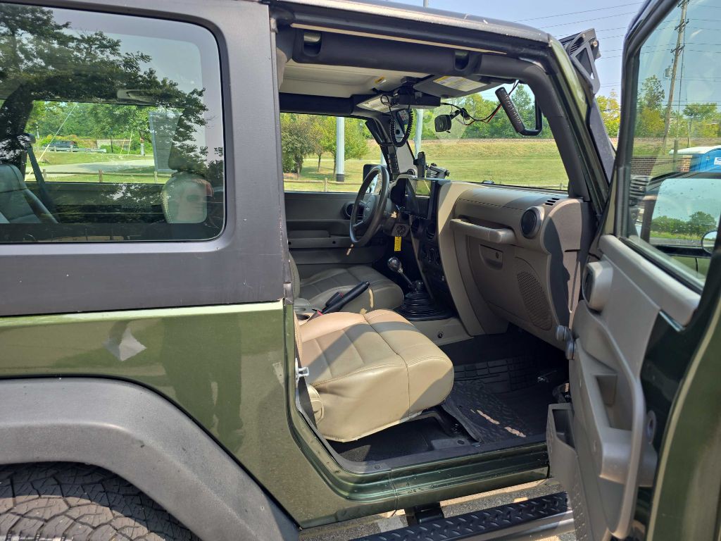 2009 Jeep Wrangler Image 20