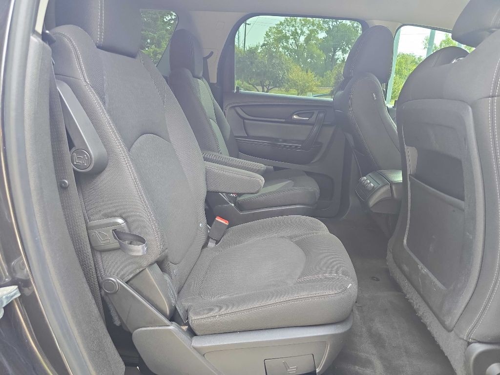 2016 GMC Acadia Image 29