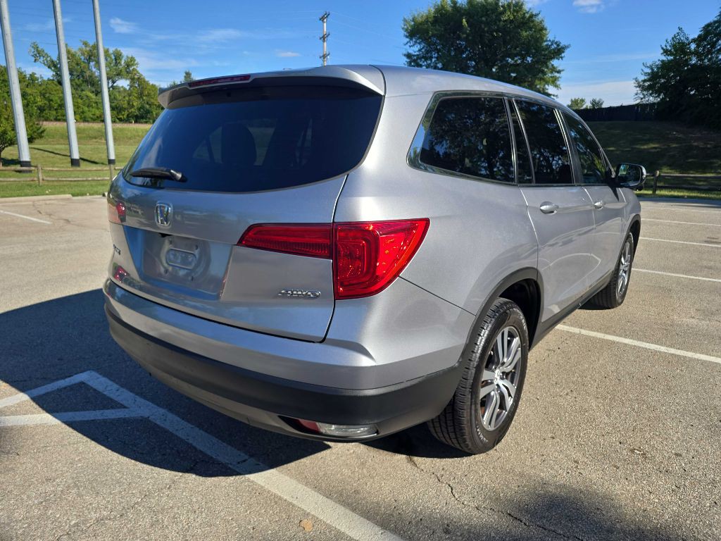 2016 Honda Pilot Image 2