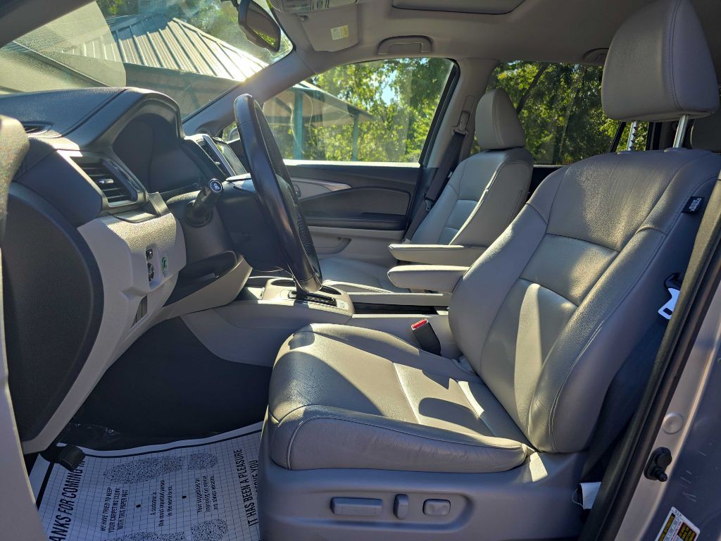 2016 Honda Pilot Image 12