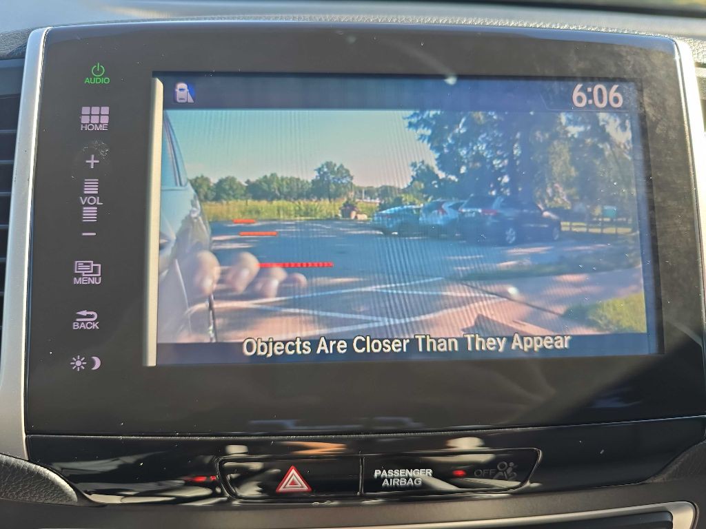 2016 Honda Pilot Image 17