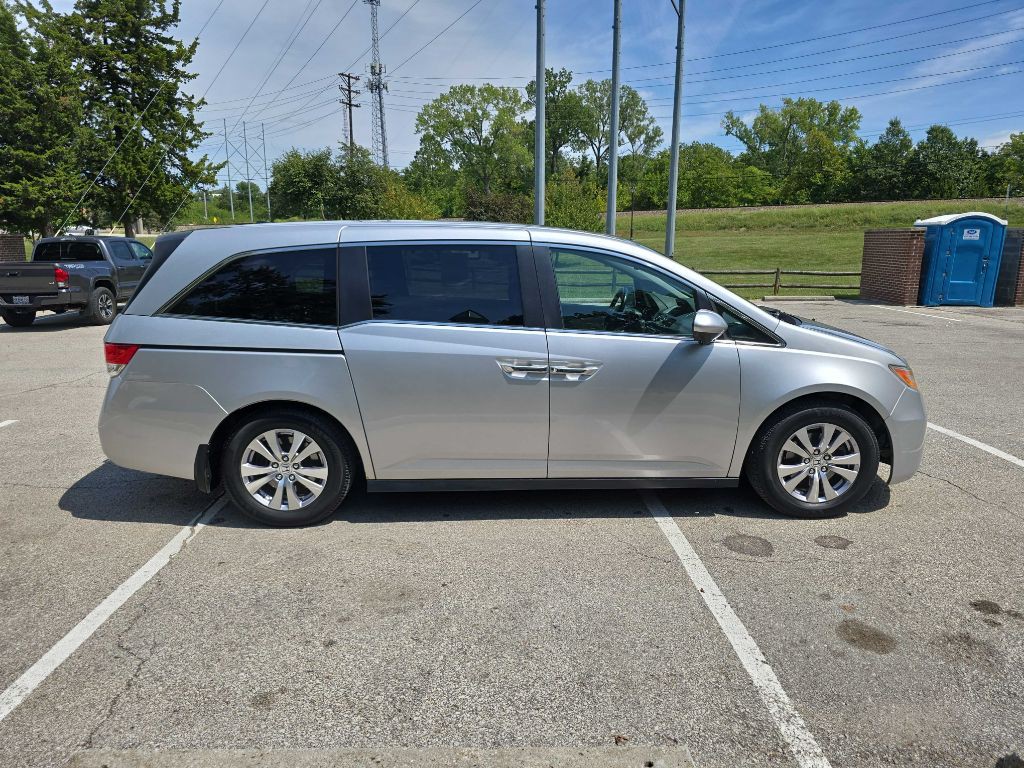2014 Honda Odyssey Image 4