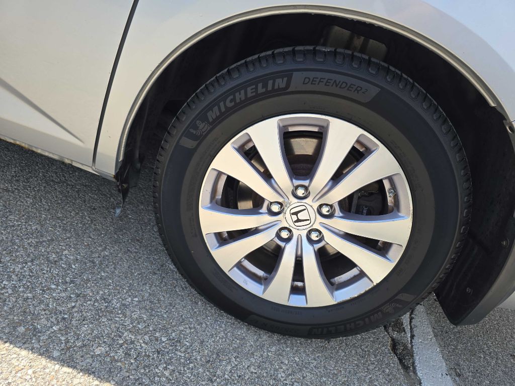 2014 Honda Odyssey Image 34