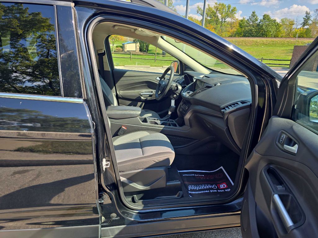 2017 Ford Escape Image 18