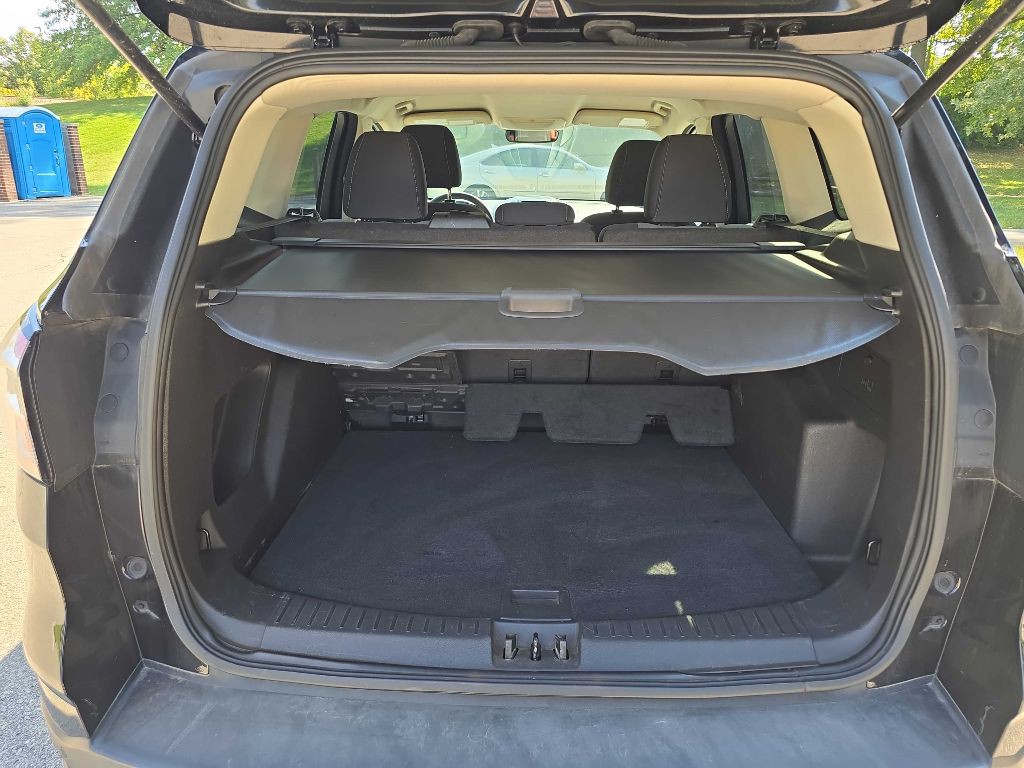 2017 Ford Escape Image 28
