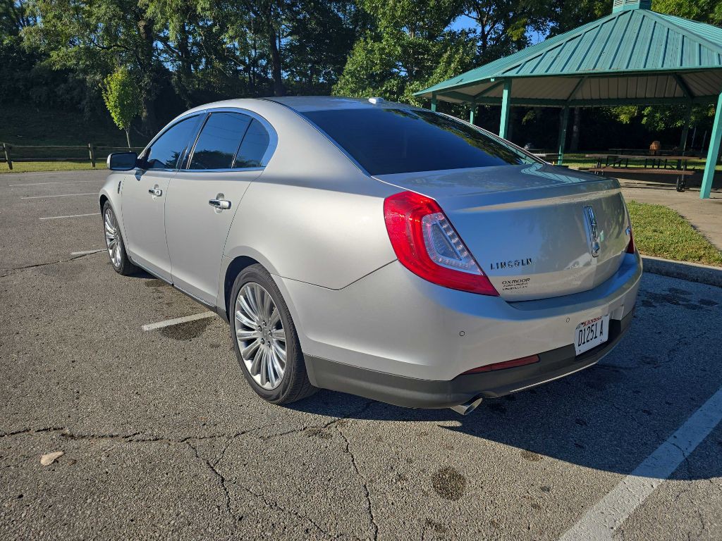2013 Lincoln MKS Image 7