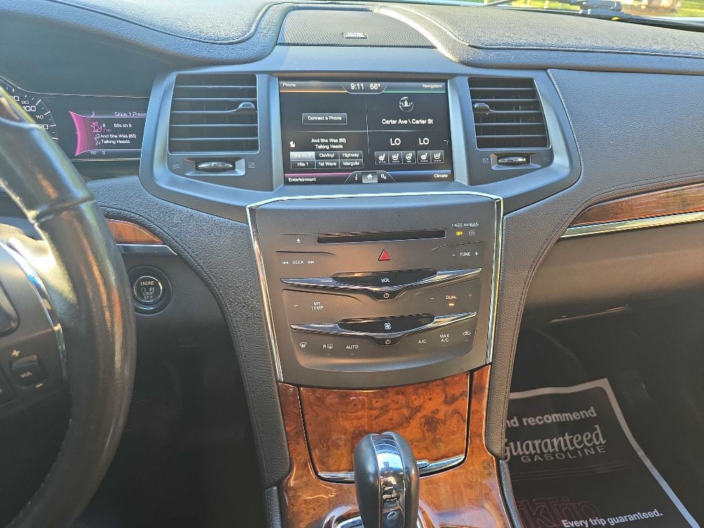 2013 Lincoln MKS Image 16