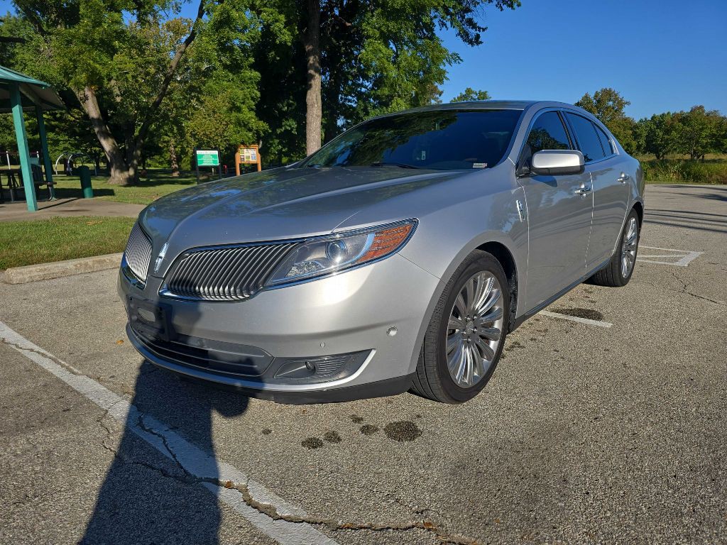 2013 Lincoln MKS Image 1