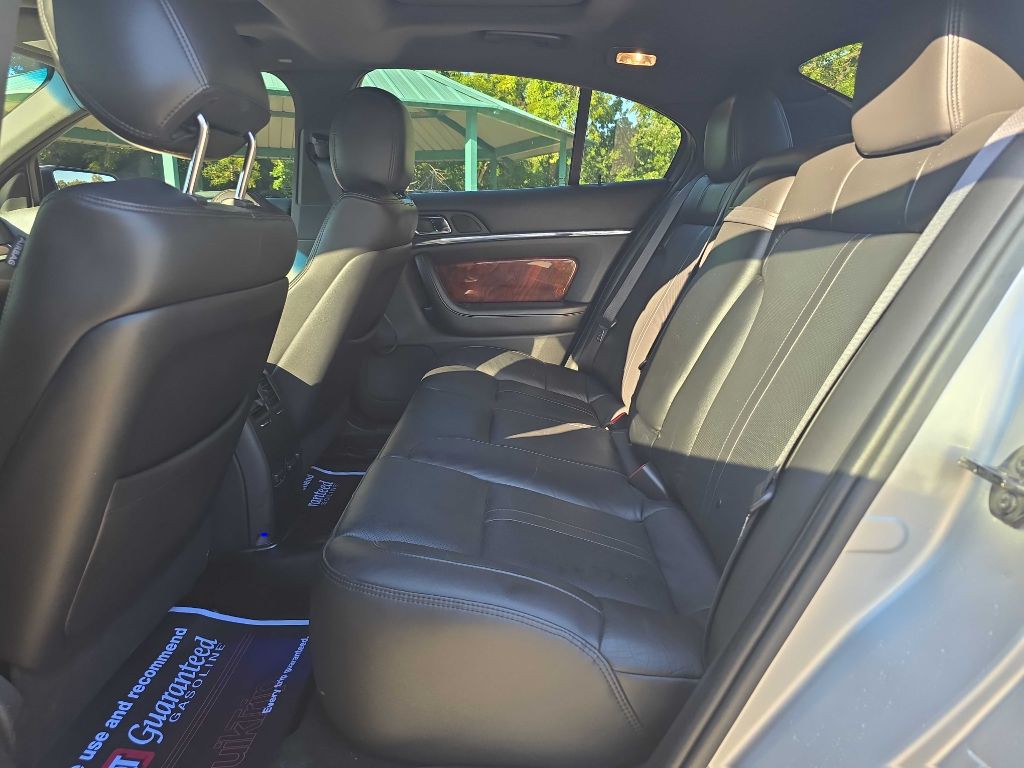 2013 Lincoln MKS Image 26