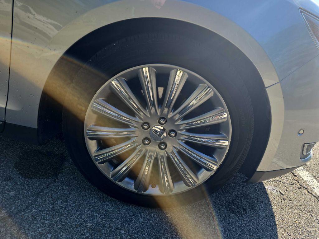 2013 Lincoln MKS Image 36