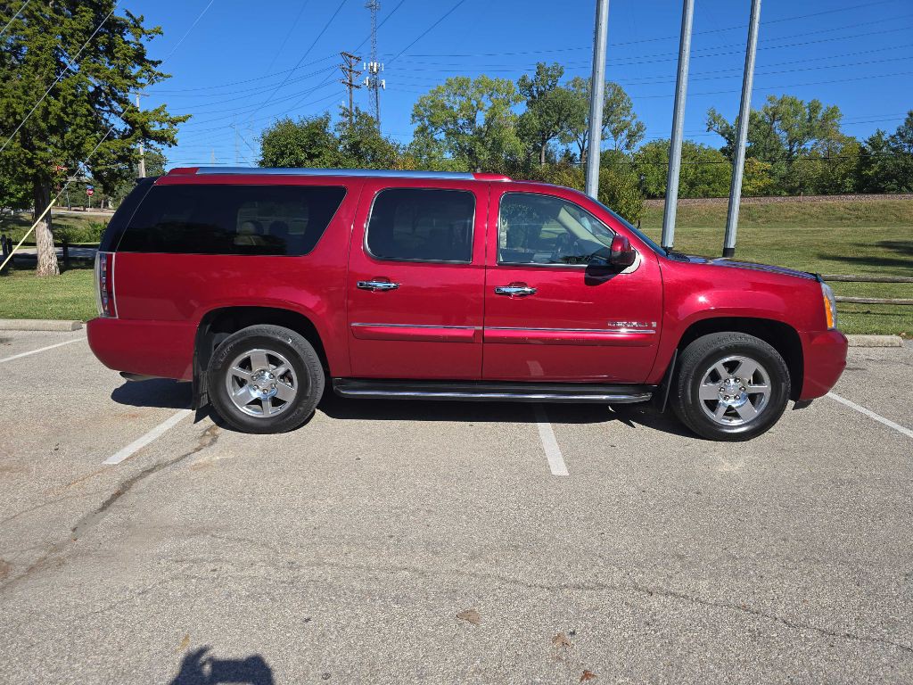 2008 GMC Yukon Image 4