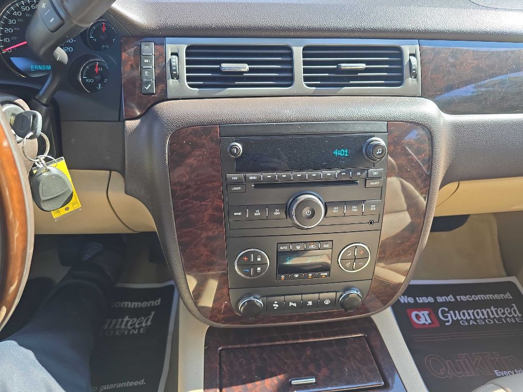 2008 GMC Yukon Image 16