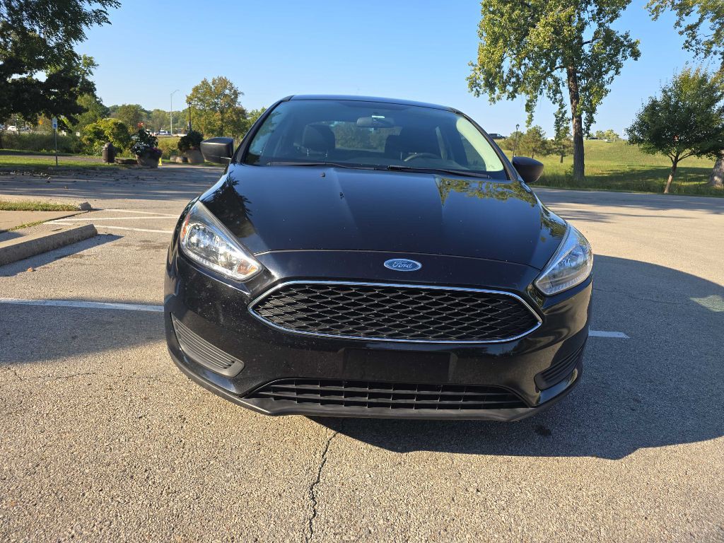 2016 Ford Focus Image 4