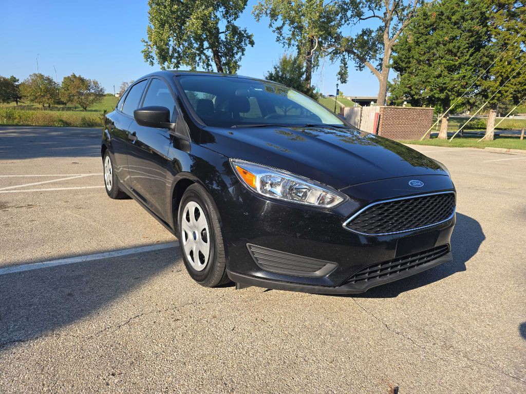 2016 Ford Focus Image 5