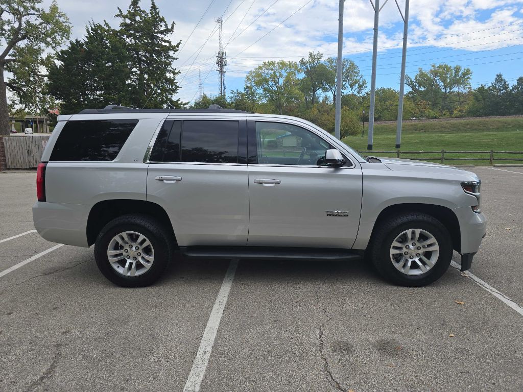 2017 Chevrolet Tahoe Image 4