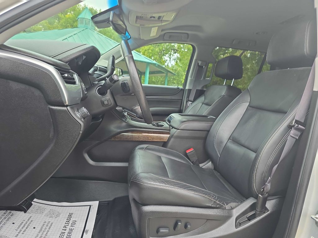 2017 Chevrolet Tahoe Image 12
