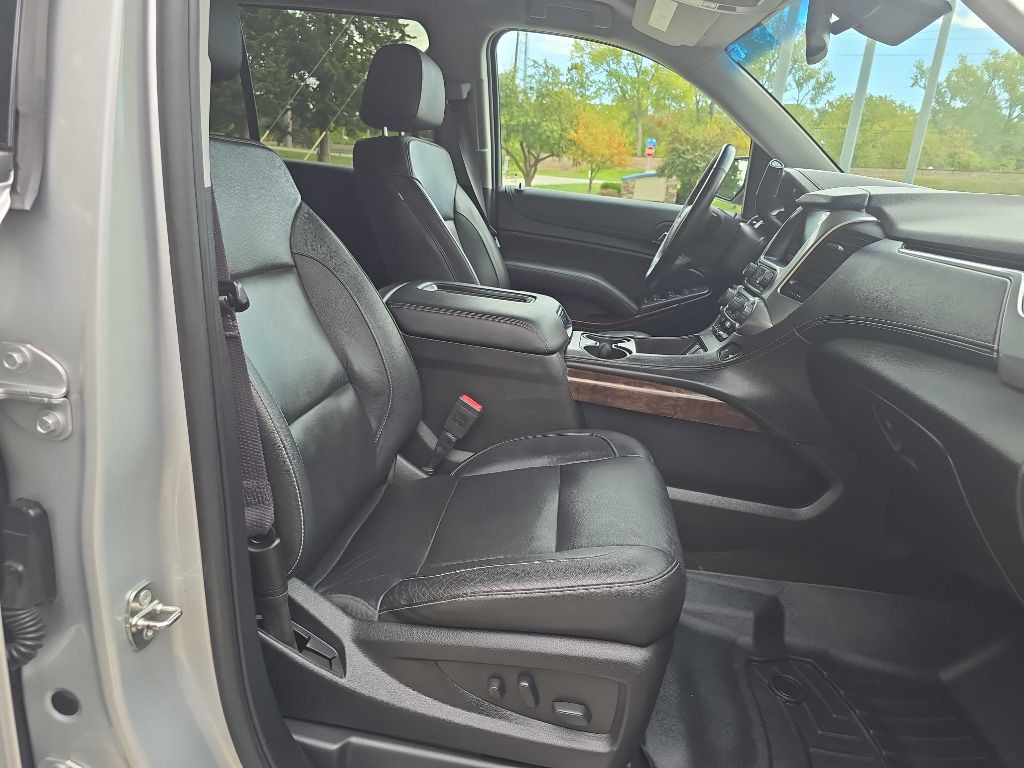 2017 Chevrolet Tahoe Image 19