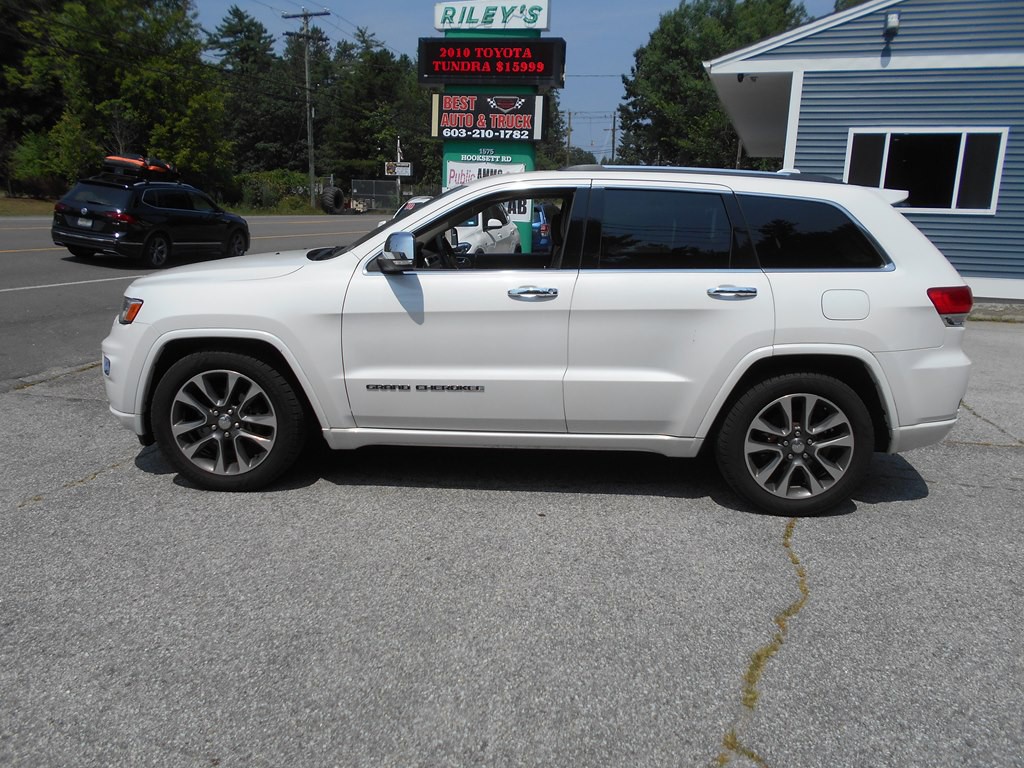 2017 Jeep Grand Cherokee Image 2