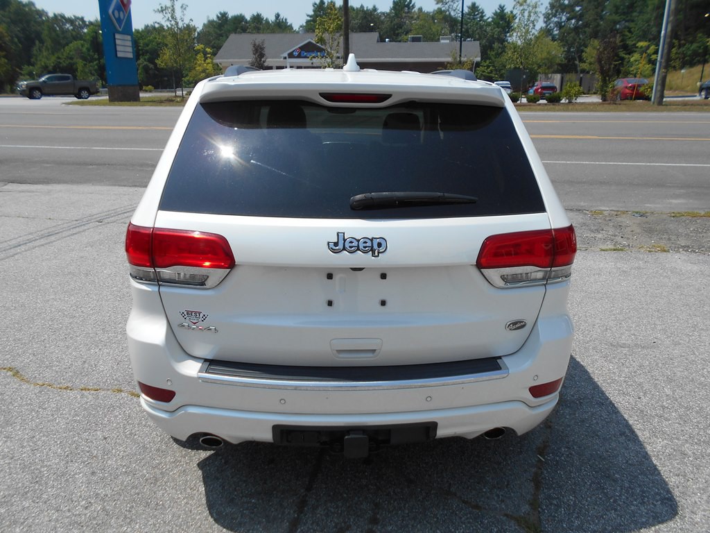 2017 Jeep Grand Cherokee Image 4