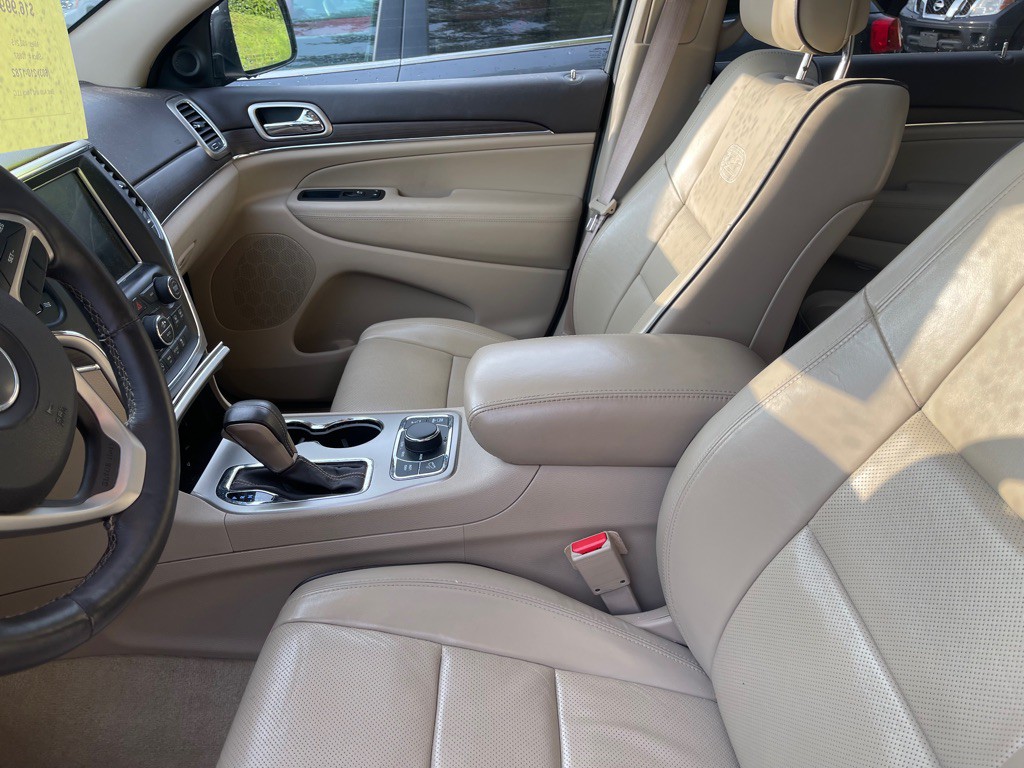 2017 Jeep Grand Cherokee Image 21