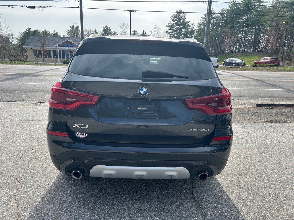2018 BMW X3 Image 8