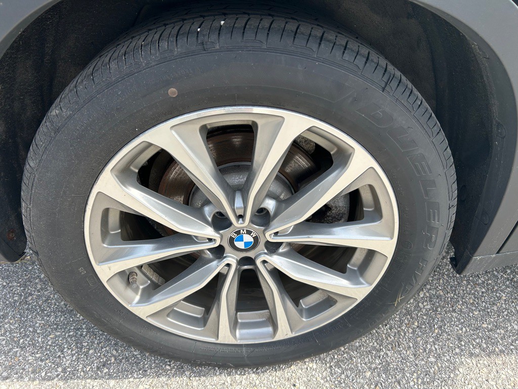 2018 BMW X3 Image 16