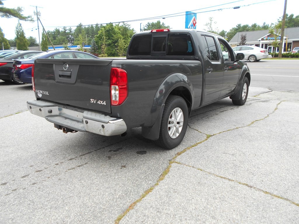 2015 Nissan Frontier Image 5