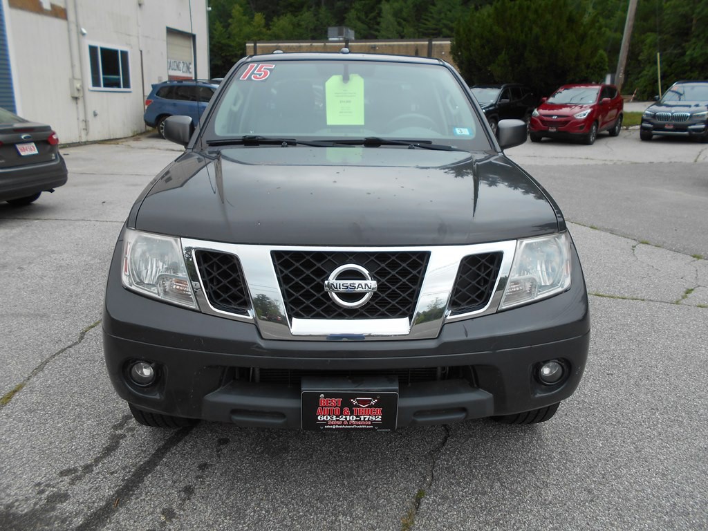 2015 Nissan Frontier Image 8