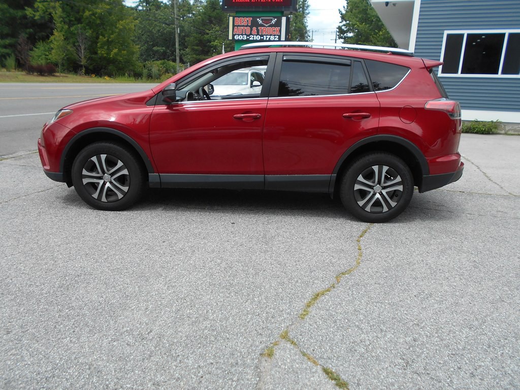 2016 Toyota Rav4 Image 2