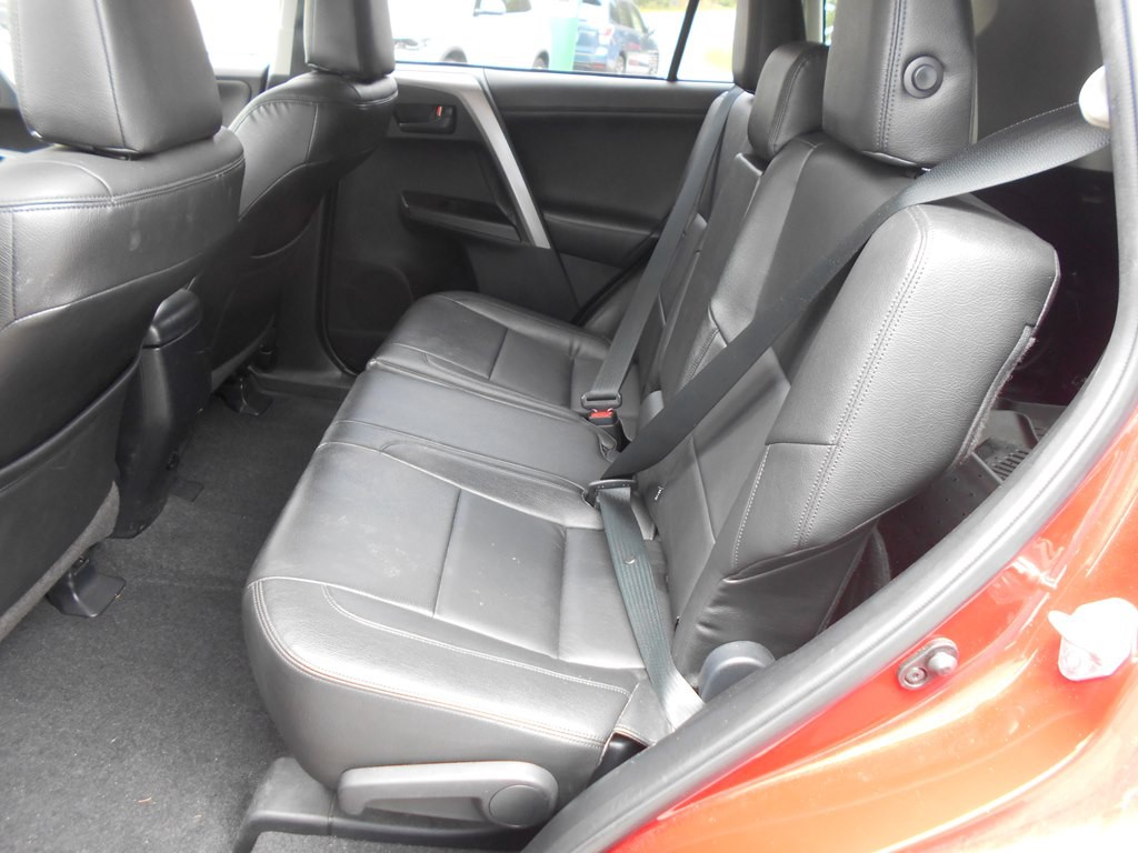2016 Toyota Rav4 Image 10