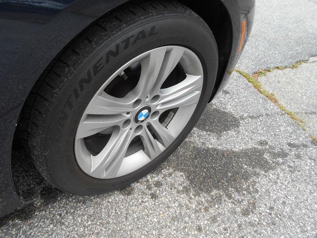 2016 BMW 3 Series Image 17