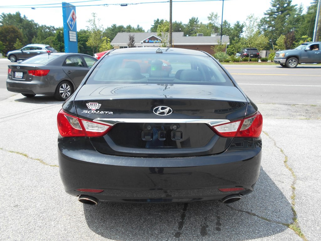 2013 Hyundai Sonata Image 4