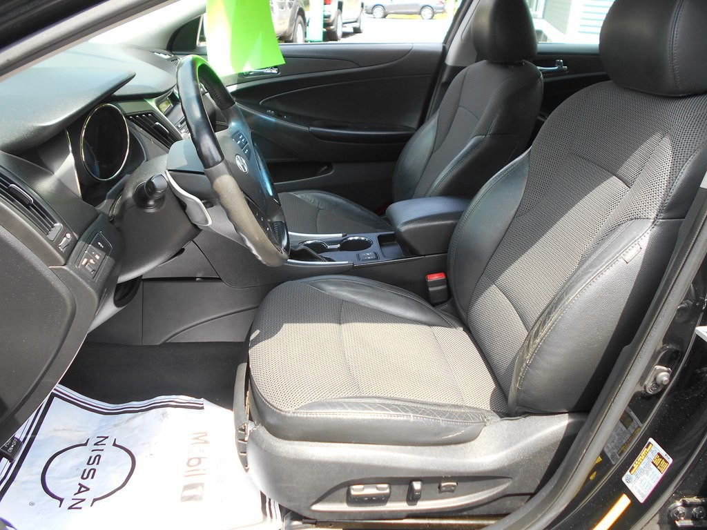 2013 Hyundai Sonata Image 9