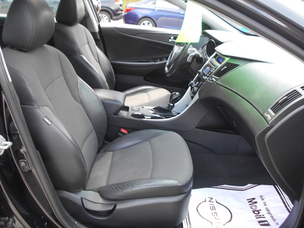 2013 Hyundai Sonata Image 13