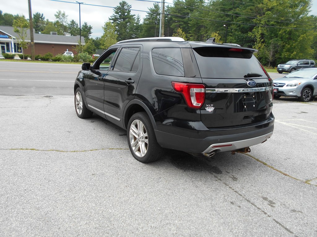 2016 Ford Explorer Image 3
