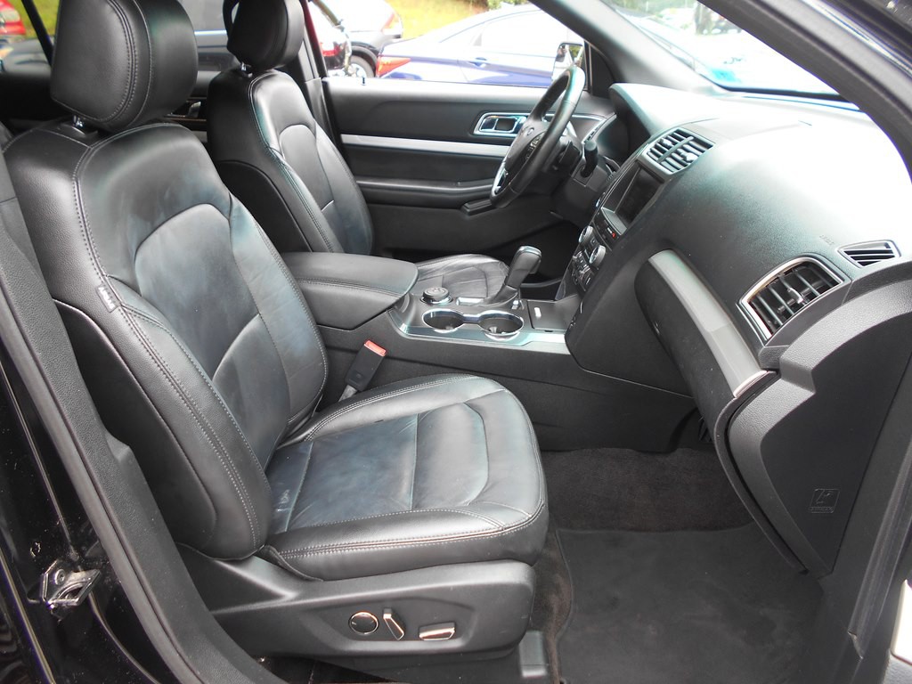 2016 Ford Explorer Image 15