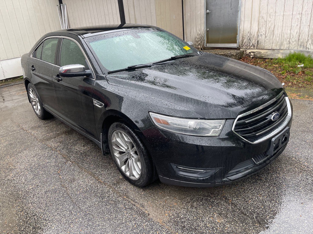 2013 Ford Taurus Image 2