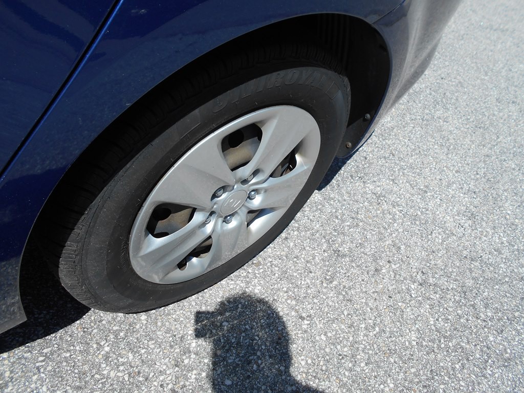 2018 Kia Forte Image 17