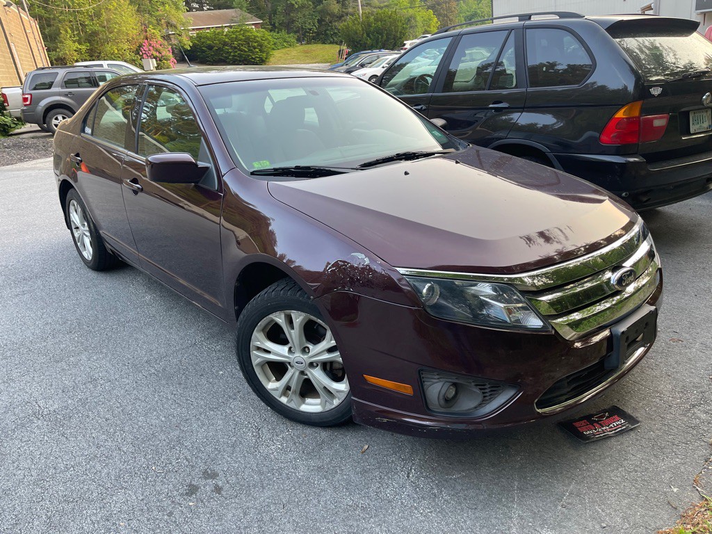 2012 Ford Fusion Image 2